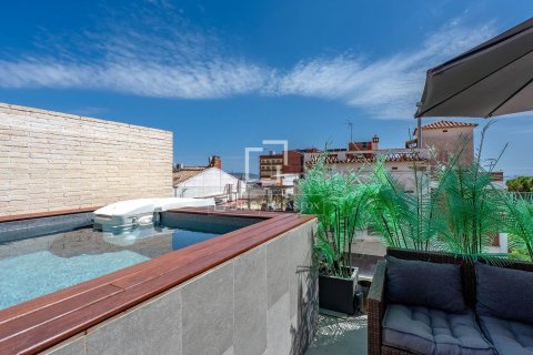 Apartamento de 3 dormitorios en venta en Esplugues de Llobregat, Barcelona, Cataluña, Spain № 7060 - foto 27