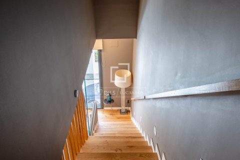 Apartamento de 3 dormitorios en venta en Esplugues de Llobregat, Barcelona, Cataluña, Spain № 7060 - foto 25