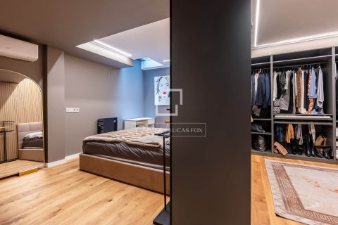 Apartamento de 3 dormitorios en venta en Esplugues de Llobregat, Barcelona, Cataluña, Spain № 7060 - foto 10