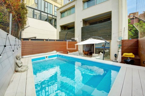 Villa de 4 dormitorios en venta en Sant Just Desvern, Barcelona, Cataluña, Spain № 7055 - foto 4