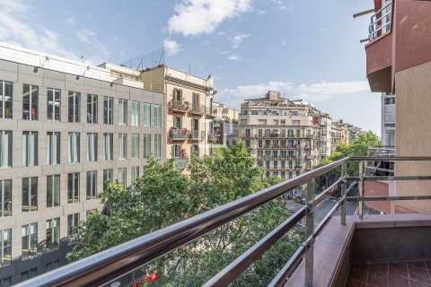 4 bedrooms apartment for sale in Barcelona, Catalonia, Spain № 7058 - photo 23
