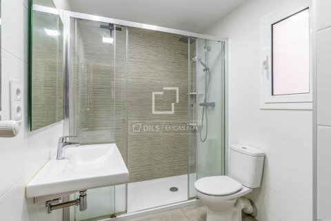 4 bedrooms apartment for sale in Barcelona, Catalonia, Spain № 7058 - photo 11