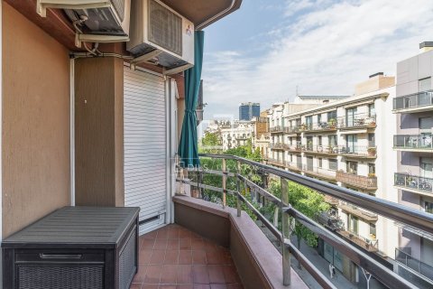 4 bedrooms apartment for sale in Barcelona, Catalonia, Spain № 7058 - photo 25