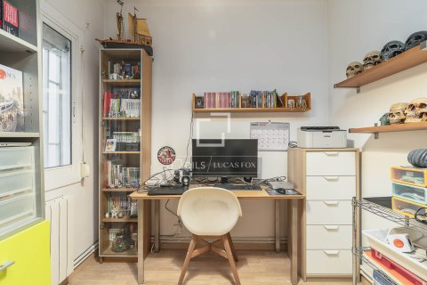 4 bedrooms apartment for sale in Barcelona, Catalonia, Spain № 7058 - photo 2
