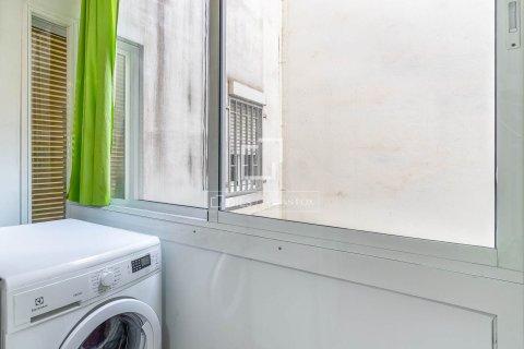 4 bedrooms apartment for sale in Barcelona, Catalonia, Spain № 7058 - photo 19