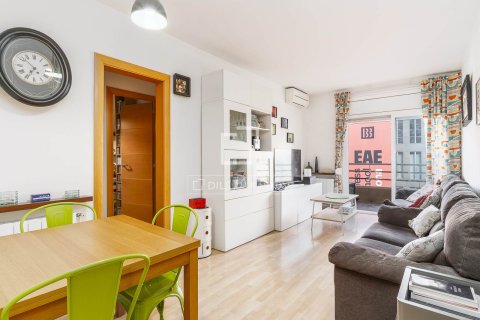 Apartamento de 4 dormitorios en venta en Barcelona, Cataluña, Spain № 7058