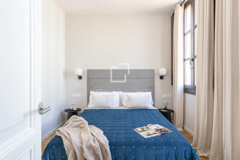 Apartamento de 2 dormitorios en venta en Barcelona, Cataluña, Spain № 7059 - foto 9