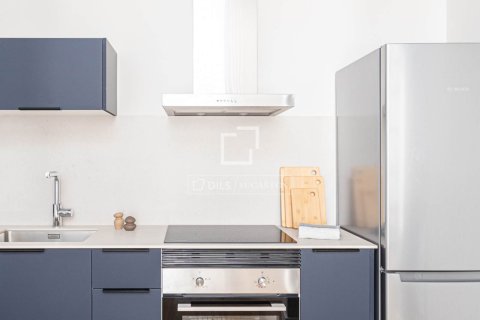 Apartamento de 2 dormitorios en venta en Barcelona, Cataluña, Spain № 7059 - foto 19