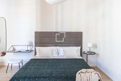 Apartamento de 2 dormitorios en venta en Barcelona, Cataluña, Spain № 7059 - foto 12
