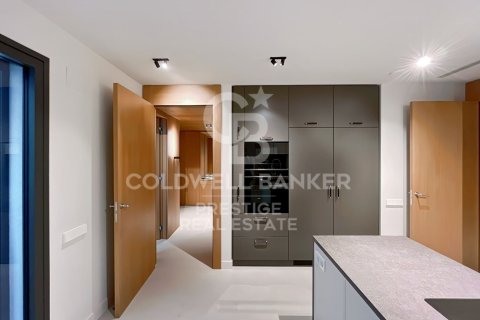 Купить квартиру в Барселона, Испания с 4 спальни, 200м², № 5913 - фото 8