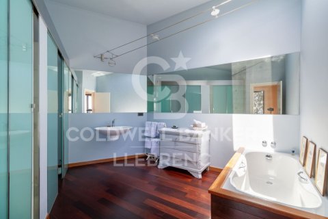 Купить дом в Барселона, Испания с 4 спальни, 439м², № 5914 - фото 21