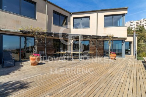 Купить дом в Барселона, Испания с 4 спальни, 439м², № 5914 - фото 12