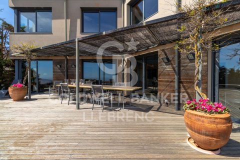 Купить дом в Барселона, Испания с 4 спальни, 439м², № 5914 - фото 5