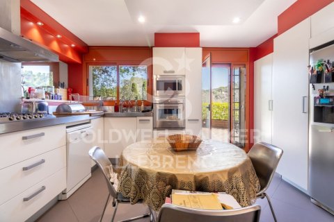 5 bedrooms house for sale in Barcelona, Catalonia, Spain № 5910 - photo 13