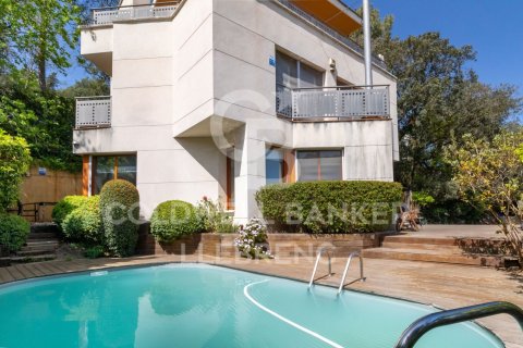 5 bedrooms house for sale in Barcelona, Catalonia, Spain № 5910 - photo 2