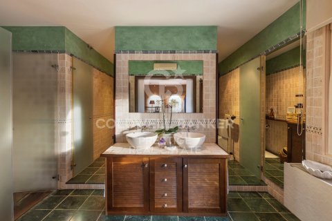 Сasa de 8 dormitorios en venta en Sitges, Barcelona, Cataluña, Spain № 5916 - foto 12