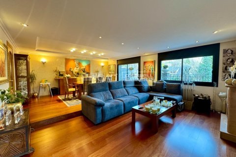 Купить дом в Андорра, Испания с 4 спальни, 384м², № 5915 - фото 3