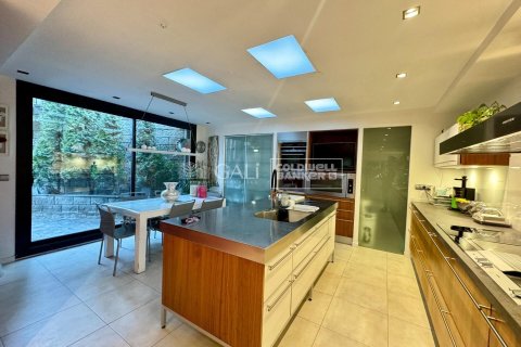 Купить дом в Андорра, Испания с 4 спальни, 384м², № 5915 - фото 7