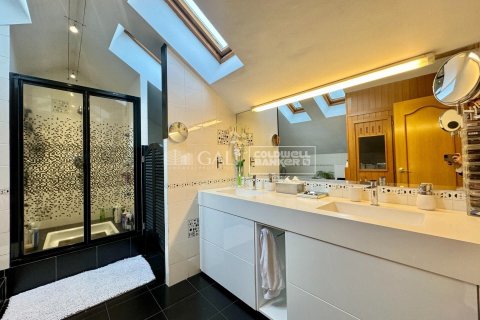 Купить дом в Андорра, Испания с 4 спальни, 384м², № 5915 - фото 22