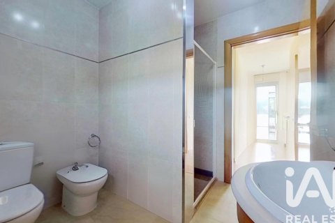 4 bedrooms apartment for sale in El Vendrell, Tarragona, Catalonia, Spain № 4742 - photo 28