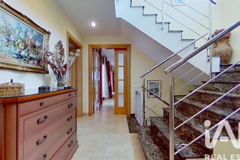 4 bedrooms apartment for sale in El Vendrell, Tarragona, Catalonia, Spain № 4742 - photo 20