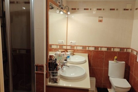 Купить квартиру в Кастельдефельс, Испания с 3 спальни, 123м², № 4738 - фото 19