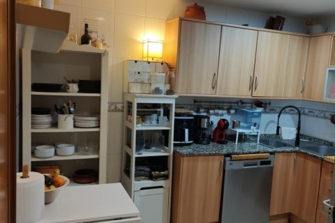 Купить квартиру в Кастельдефельс, Испания с 3 спальни, 123м², № 4738 - фото 10