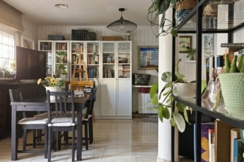 Купить квартиру в Кастельдефельс, Испания с 3 спальни, 123м², № 4738 - фото 6