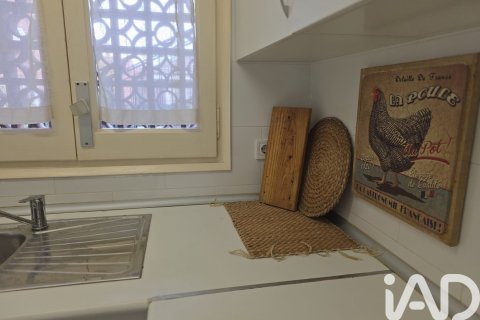 3 bedrooms apartment for sale in El Masnou, Barcelona, Catalonia, Spain № 4740 - photo 13