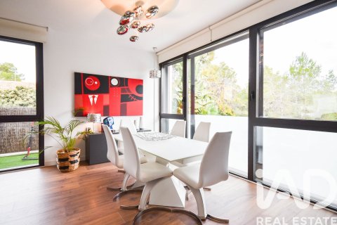 5 bedrooms townhouse for sale in Sant Pere de Ribes, Barcelona, Catalonia, Spain № 4737 - photo 4