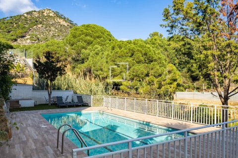 6 chambres villa à vendre à Cabrils, Barcelona, Catalonia, Spain № 3911 - photo 6