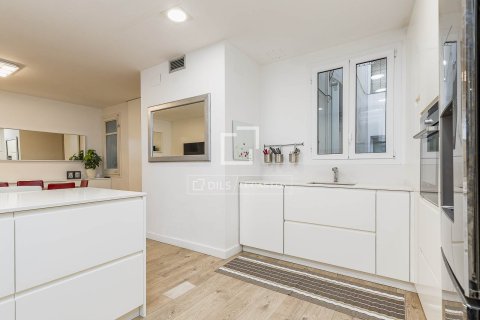 4 chambres apartment à vendre à Barcelona, Catalonia, Spain № 3909 - photo 17