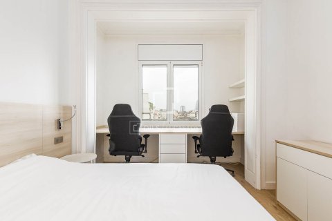 4 chambres apartment à vendre à Barcelona, Catalonia, Spain № 3909 - photo 21