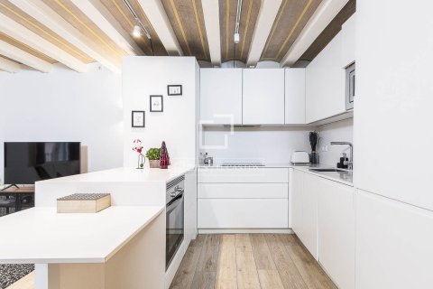 2 chambres apartment à vendre à Barcelona, Catalonia, Spain № 3912 - photo 9