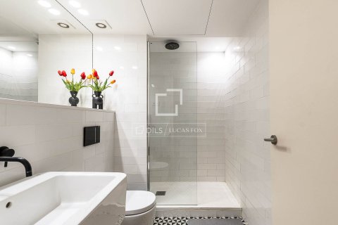 2 chambres apartment à vendre à Barcelona, Catalonia, Spain № 3912 - photo 16