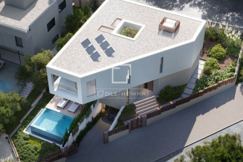 Villa de 4 dormitorios en venta en Teia, Barcelona, Cataluña, Spain № 3907 - foto 2