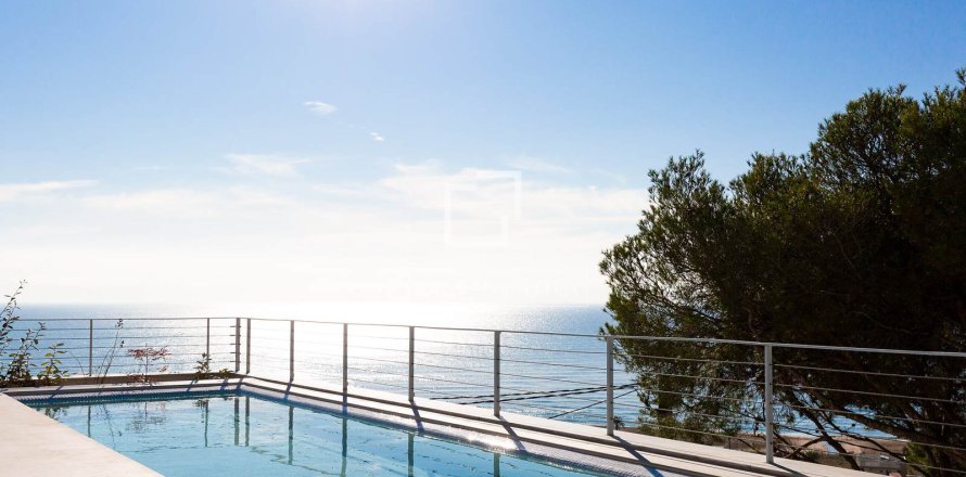 5 chambres villa à vendre à Castelldefels, Barcelona, Catalonia, Spain № 3910