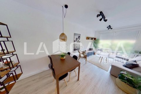 Квартира с 2 спальнями в Сант-Андреу, Барселона, Каталония, Испания № 2121