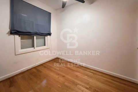 Apartamento de 4 dormitorios en venta en Barcelona, Cataluña, Spain № 7711 - foto 6
