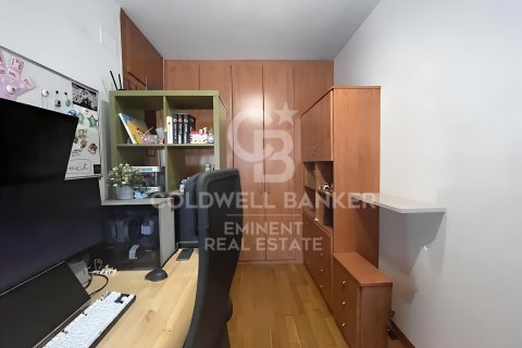 Apartamento de 4 dormitorios en venta en Barcelona, Cataluña, Spain № 7711 - foto 10