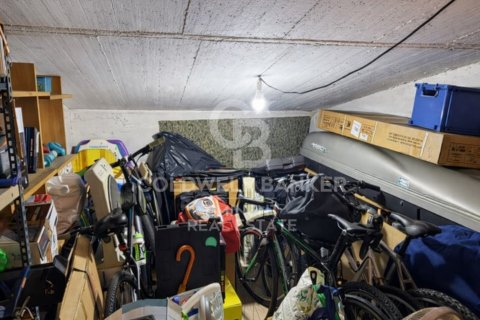 Apartamento de 4 dormitorios en venta en Barcelona, Cataluña, Spain № 7711 - foto 2
