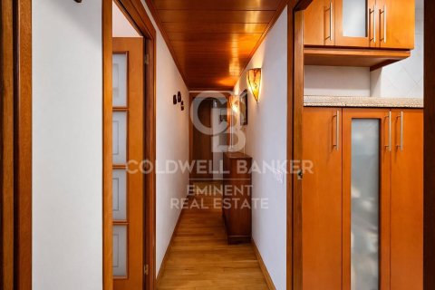 Apartamento de 4 dormitorios en venta en Barcelona, Cataluña, Spain № 7711 - foto 17