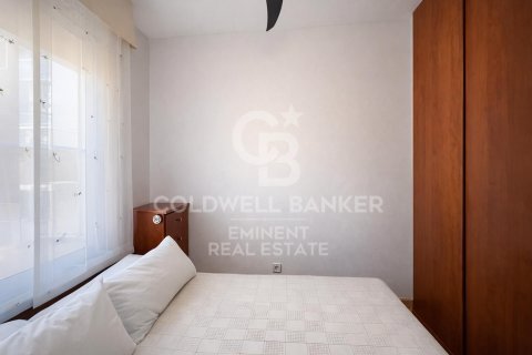 Apartamento de 4 dormitorios en venta en Barcelona, Cataluña, Spain № 7711 - foto 15