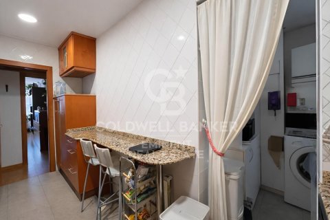 Apartamento de 4 dormitorios en venta en Barcelona, Cataluña, Spain № 7711 - foto 19