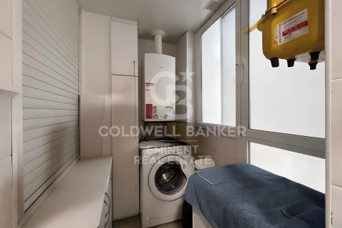 Apartamento de 4 dormitorios en venta en Barcelona, Cataluña, Spain № 7711 - foto 18