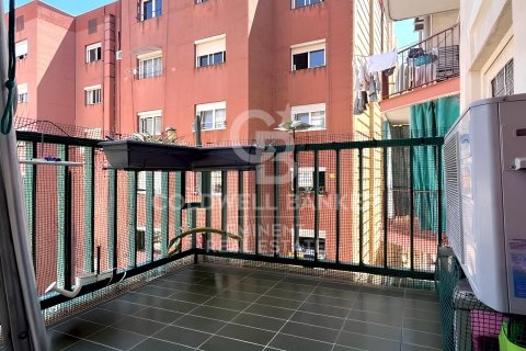 Apartamento de 4 dormitorios en venta en Barcelona, Cataluña, Spain № 7711 - foto 21