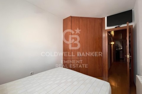 Apartamento de 4 dormitorios en venta en Barcelona, Cataluña, Spain № 7711 - foto 14