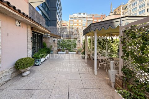 Купить квартиру в Барселона, Испания с 5 спален, 323м², № 7710 - фото 7
