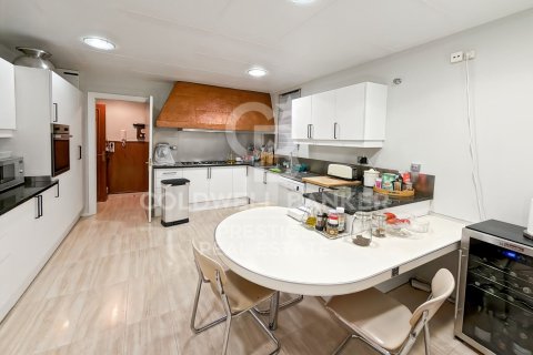 Купить квартиру в Барселона, Испания с 5 спален, 323м², № 7710 - фото 15