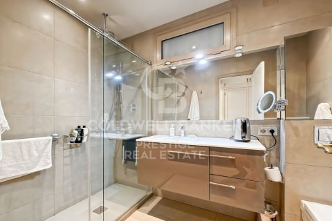 Купить квартиру в Барселона, Испания с 5 спален, 323м², № 7710 - фото 9